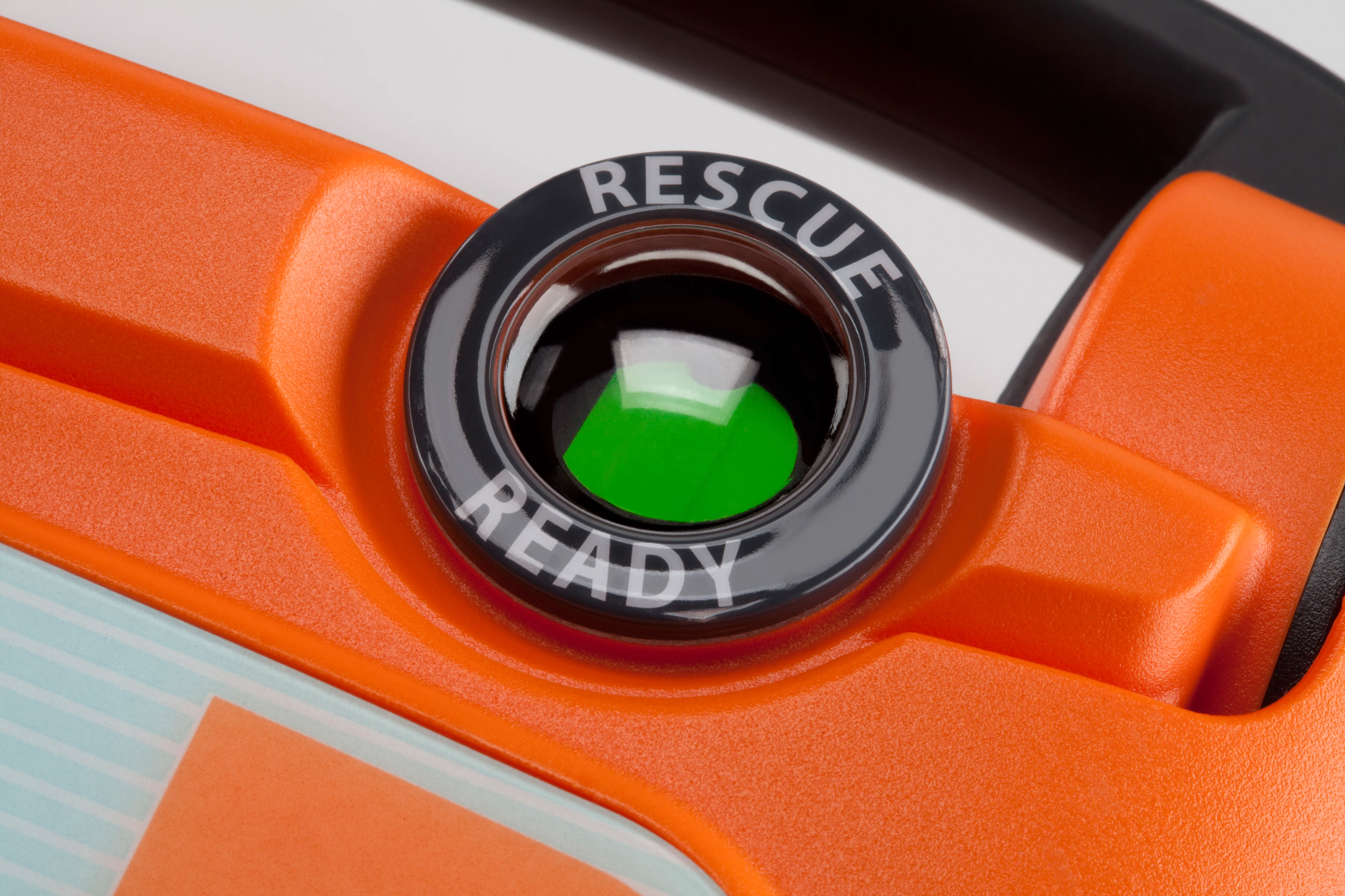 St John Ambulance G5 Fully Automatic Defibrillator - Image 3